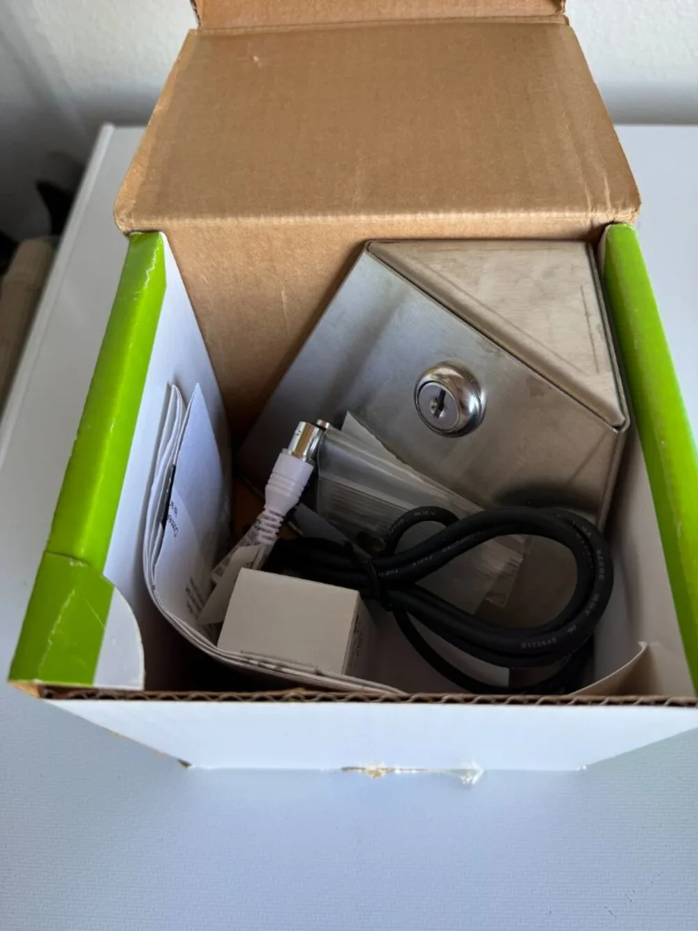 GE Security TruVision High Resolution Corner Mount Camera